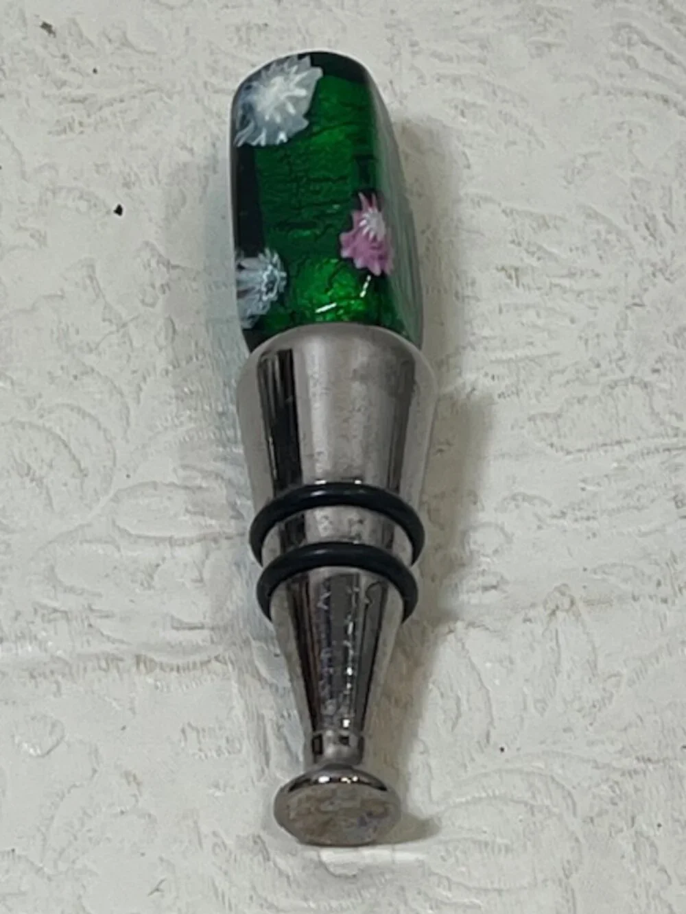 VTG Handmade Murano style Wine Bottle Stopper Green Glass Floral Metal End 4